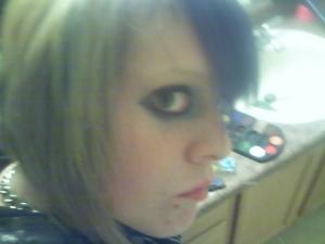 <img300*0:stuff/z/793/tis%2520me/i1233034982_14.jpg>